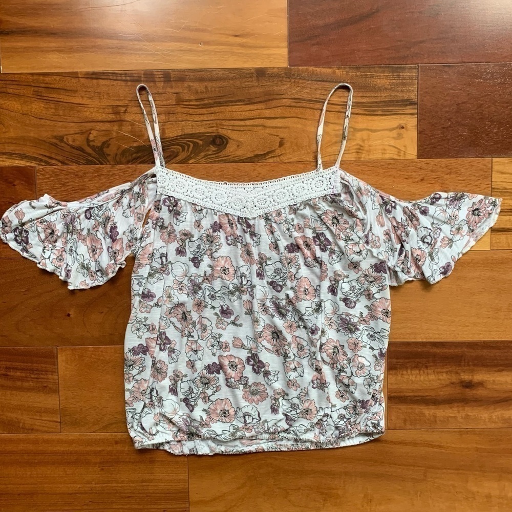 Aeropostale Cold Shoulder Floral Top